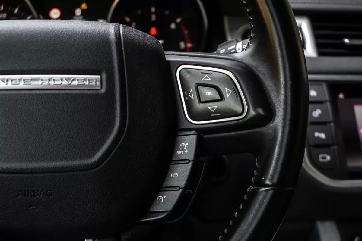 land-rover-range-rover-evoque-2017-diesel-1999cc