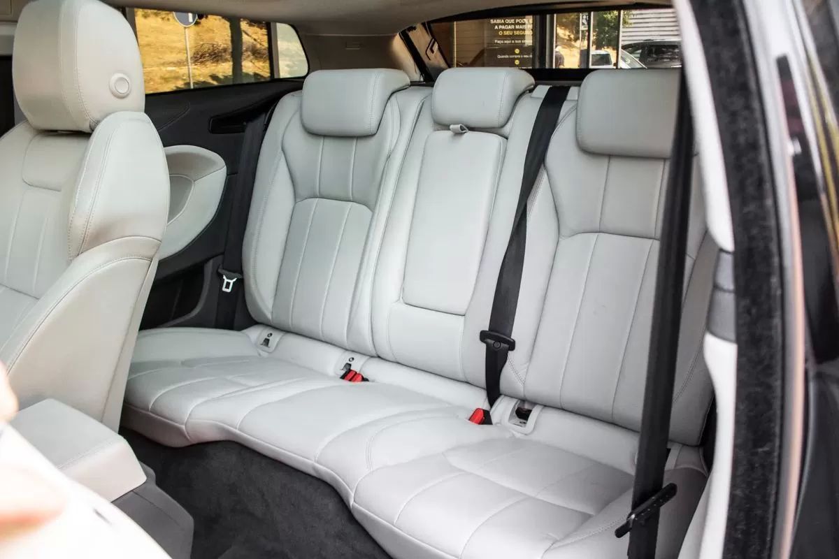 land-rover-range-rover-evoque-2017-diesel-1999cc