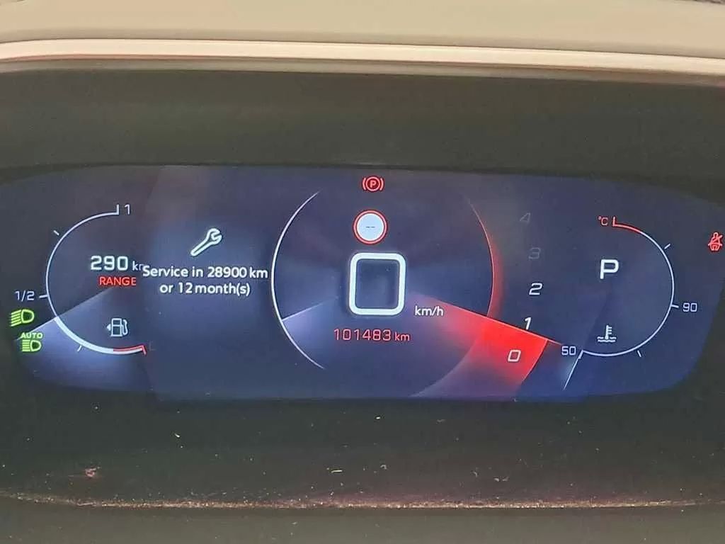 peugeot-2008-2022-diesel-1499cc
