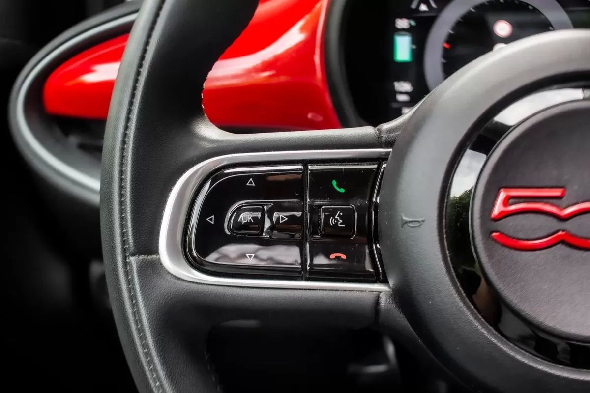 fiat-500e-2021-eletrico-0cc