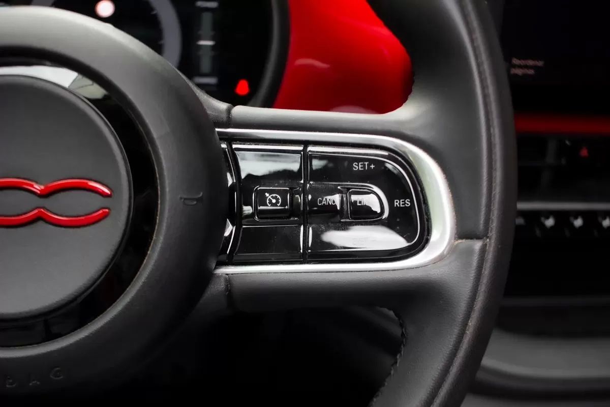 fiat-500e-2021-eletrico-0cc
