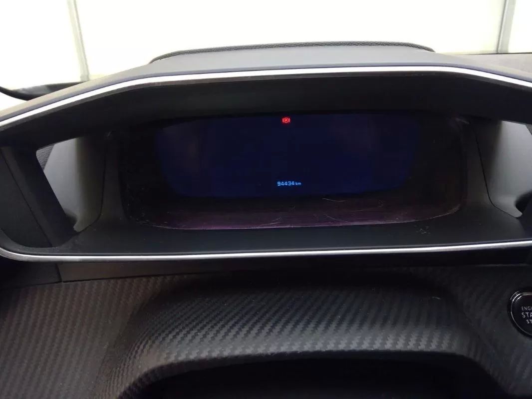 peugeot-e-2008-2021-eletrico-0cc