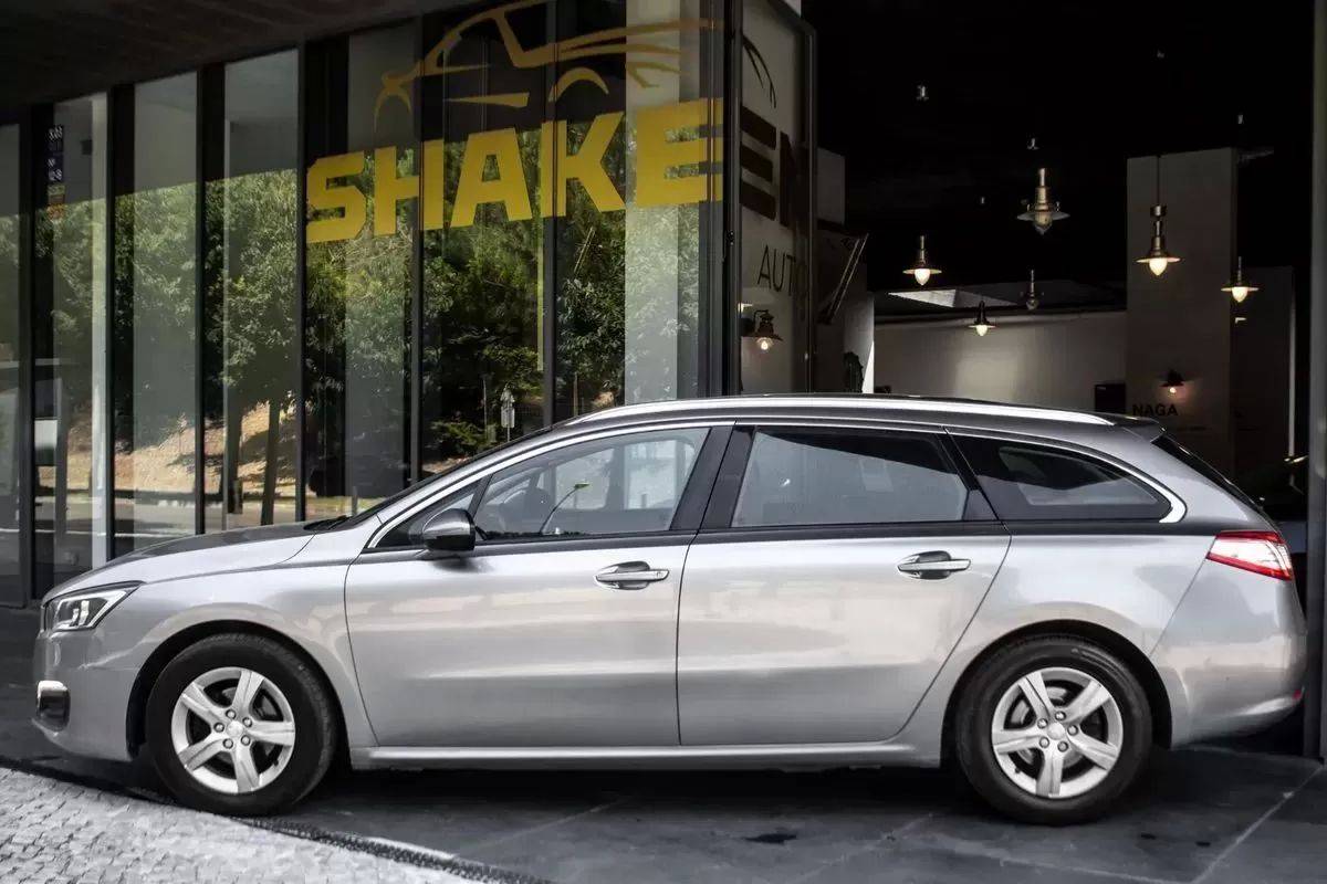 peugeot-508-sw-2015-diesel-1560cc