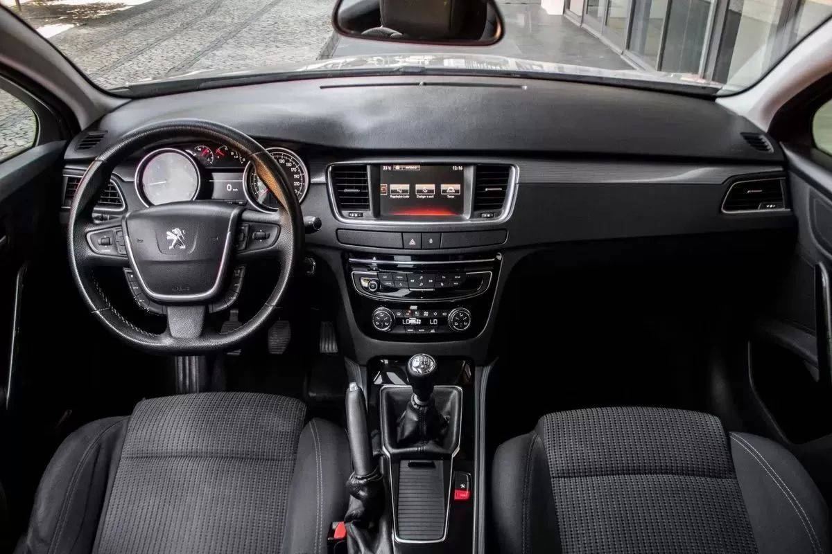 peugeot-508-sw-2015-diesel-1560cc