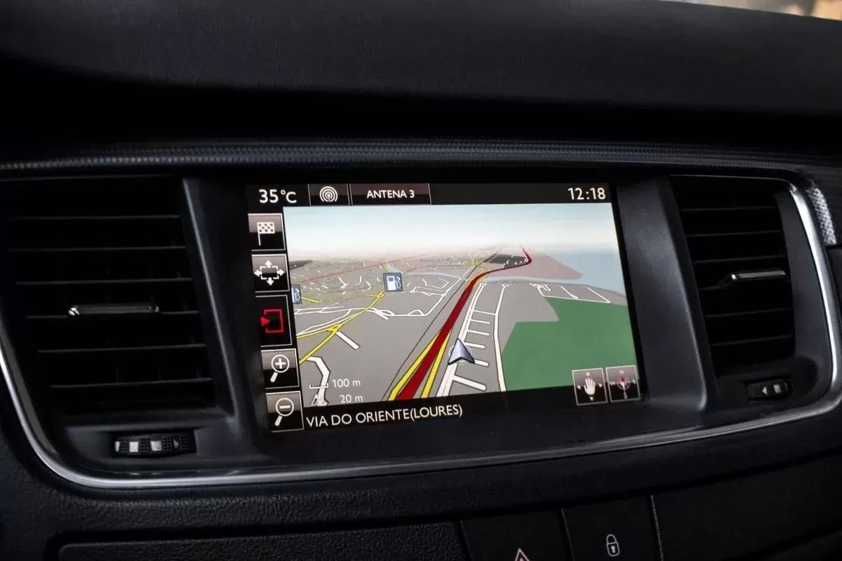 peugeot-508-sw-2015-diesel-1560cc