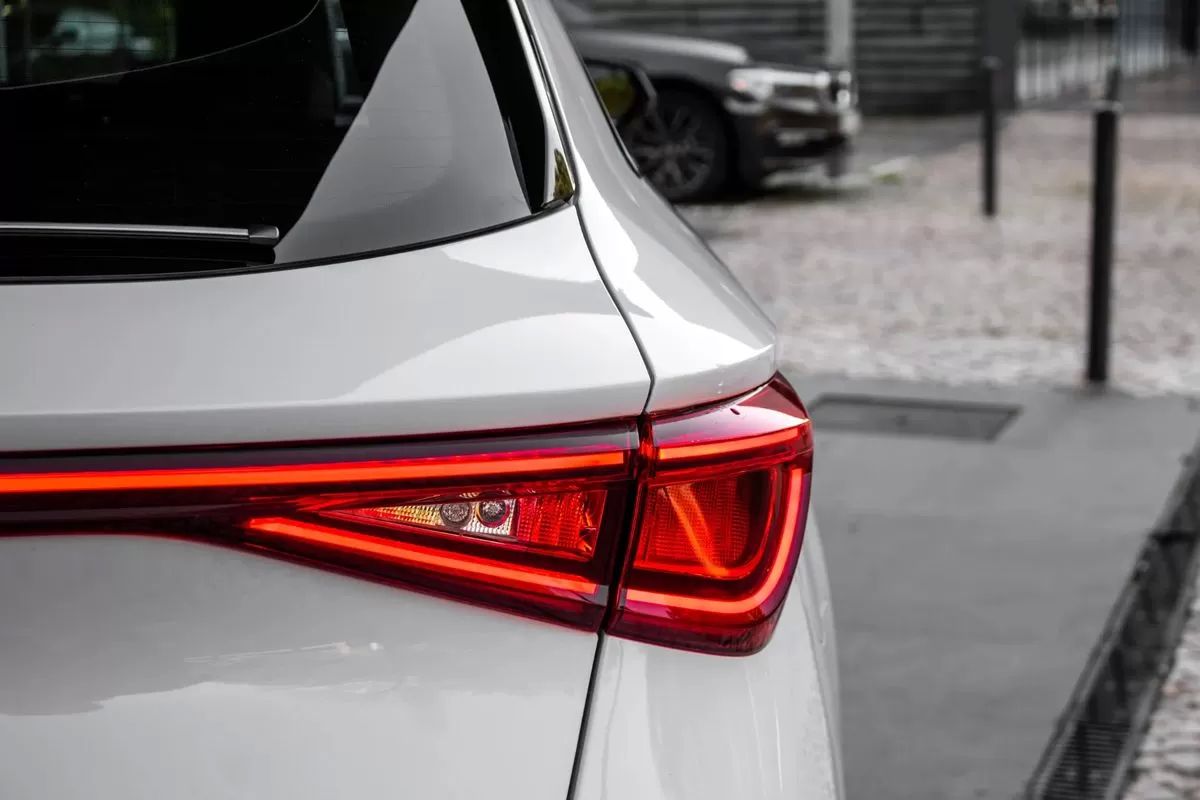 cupra-leon-sportstourer-2023-gasolina-1498cc