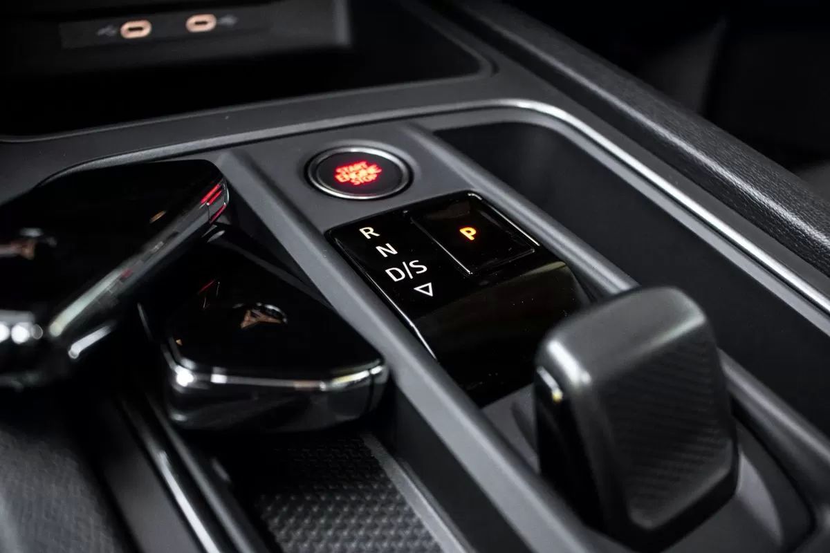 cupra-leon-sportstourer-2023-gasolina-1498cc