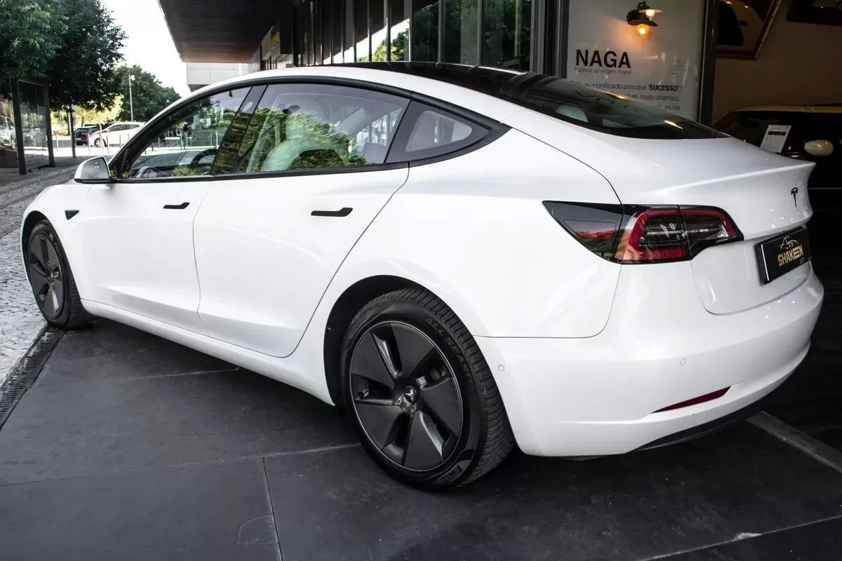 tesla-model-3-2021-eletrico-0cc