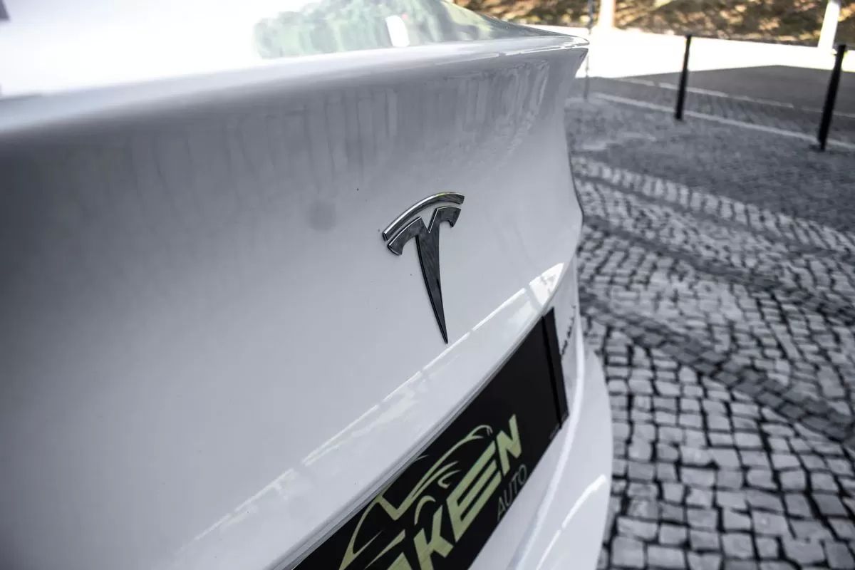 tesla-model-3-2021-eletrico-0cc