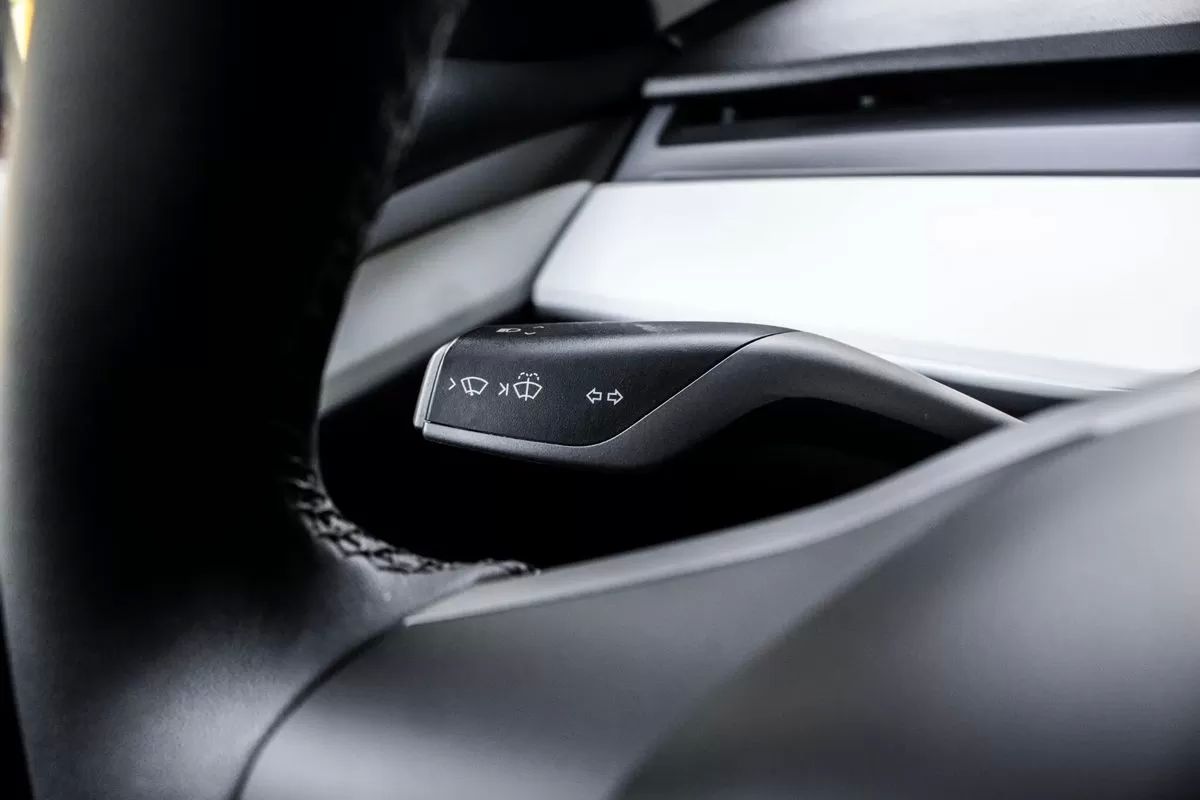tesla-model-3-2021-eletrico-0cc