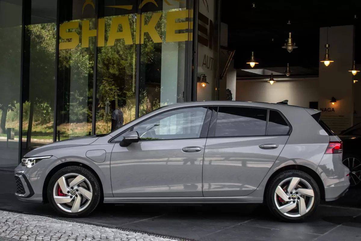 volkswagen-golf-2021-hibrido-1395cc