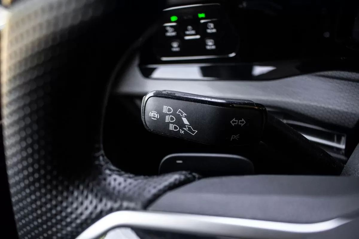 volkswagen-golf-2021-hibrido-1395cc