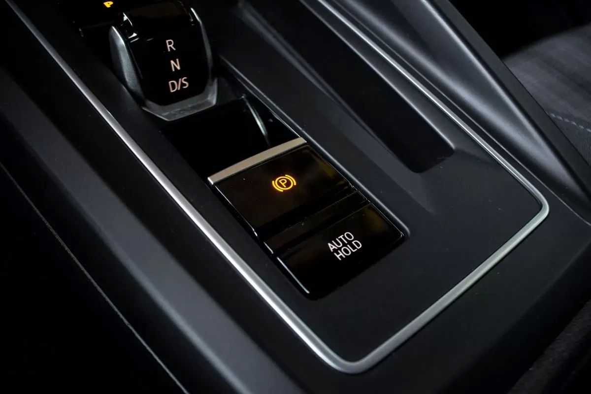 volkswagen-golf-2021-hibrido-1395cc