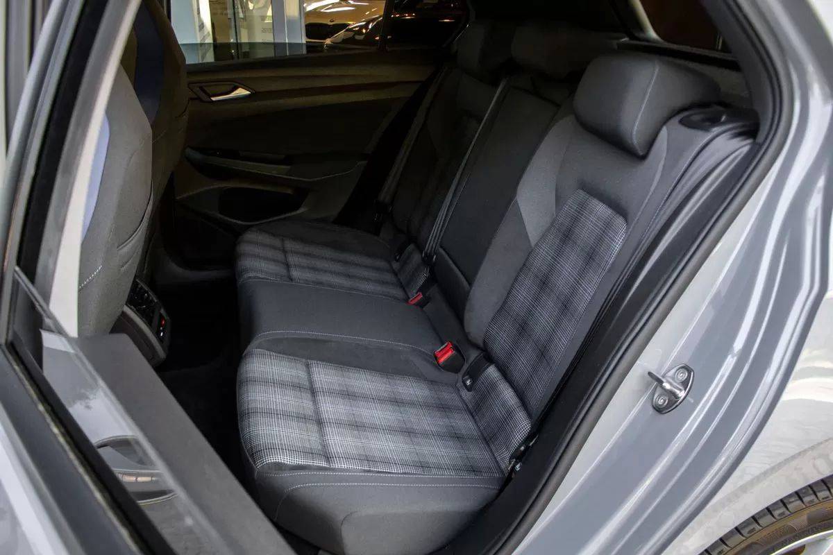 volkswagen-golf-2021-hibrido-1395cc