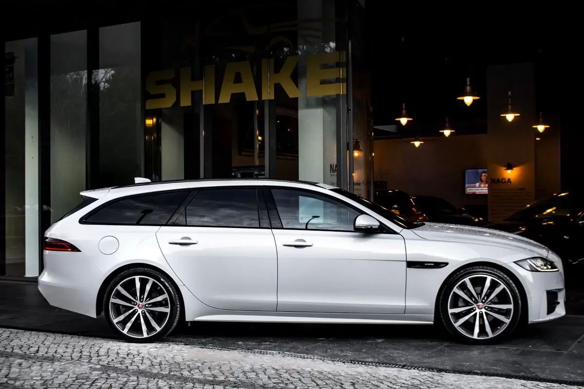 jaguar-xf-sportbrake-2019-diesel-1999cc