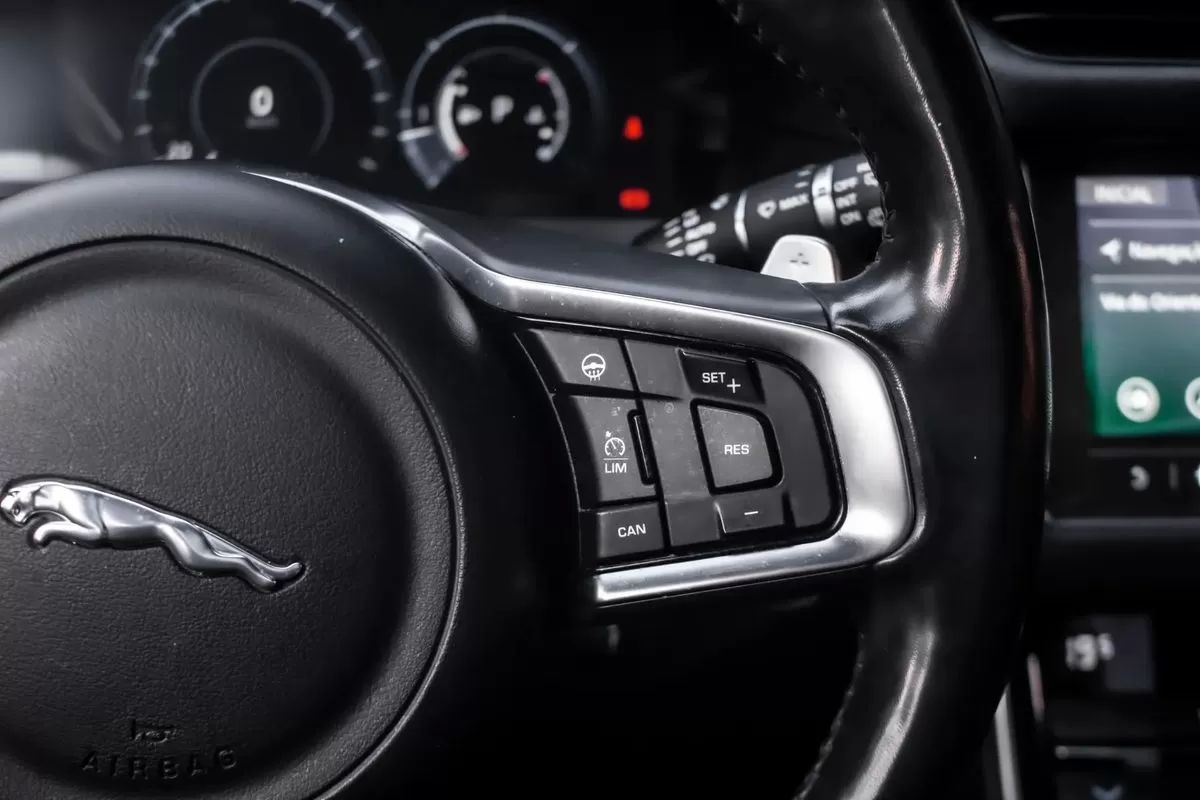 jaguar-xf-sportbrake-2019-diesel-1999cc
