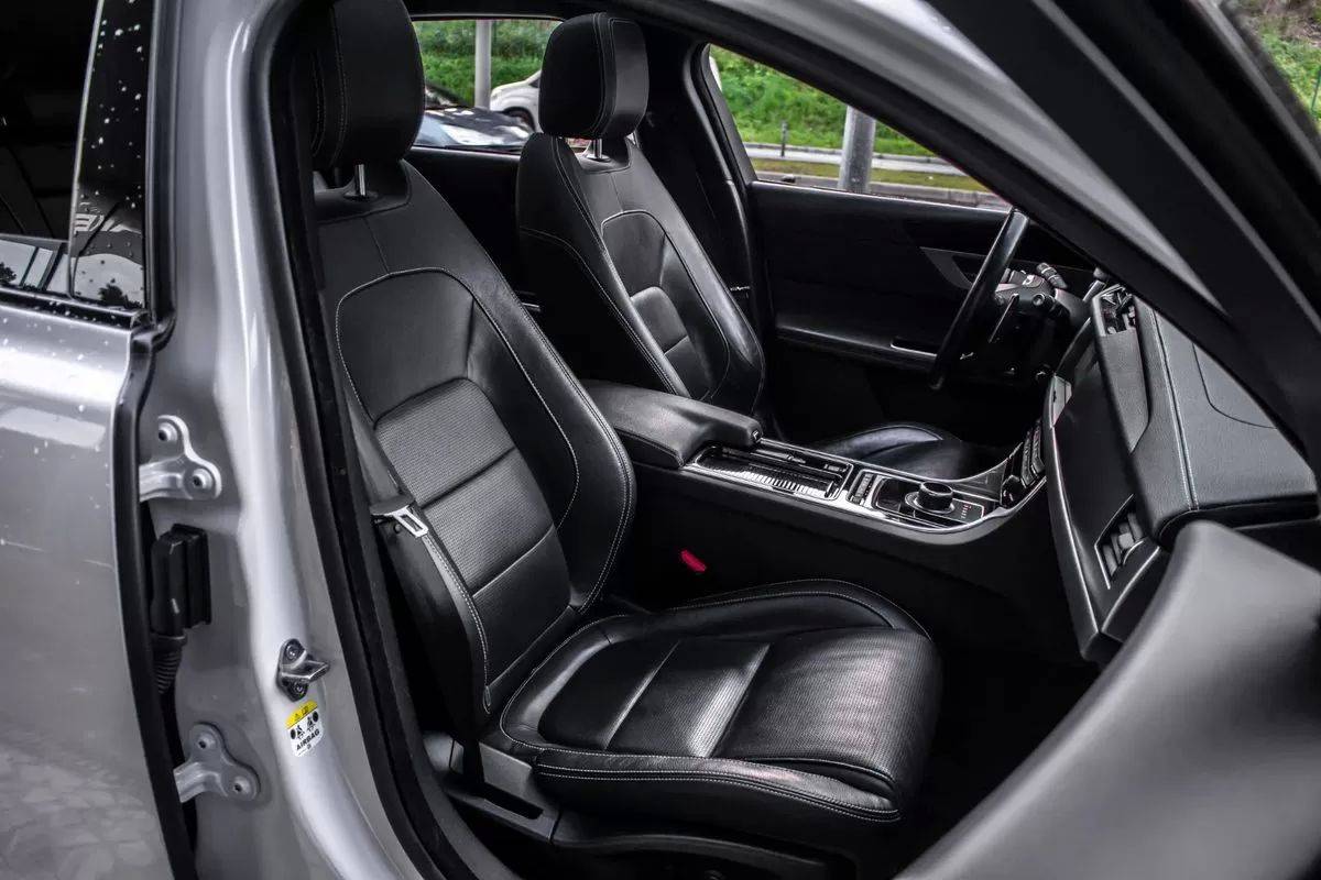 jaguar-xf-sportbrake-2019-diesel-1999cc