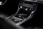 jaguar-xf-sportbrake-2019-diesel-1999cc
