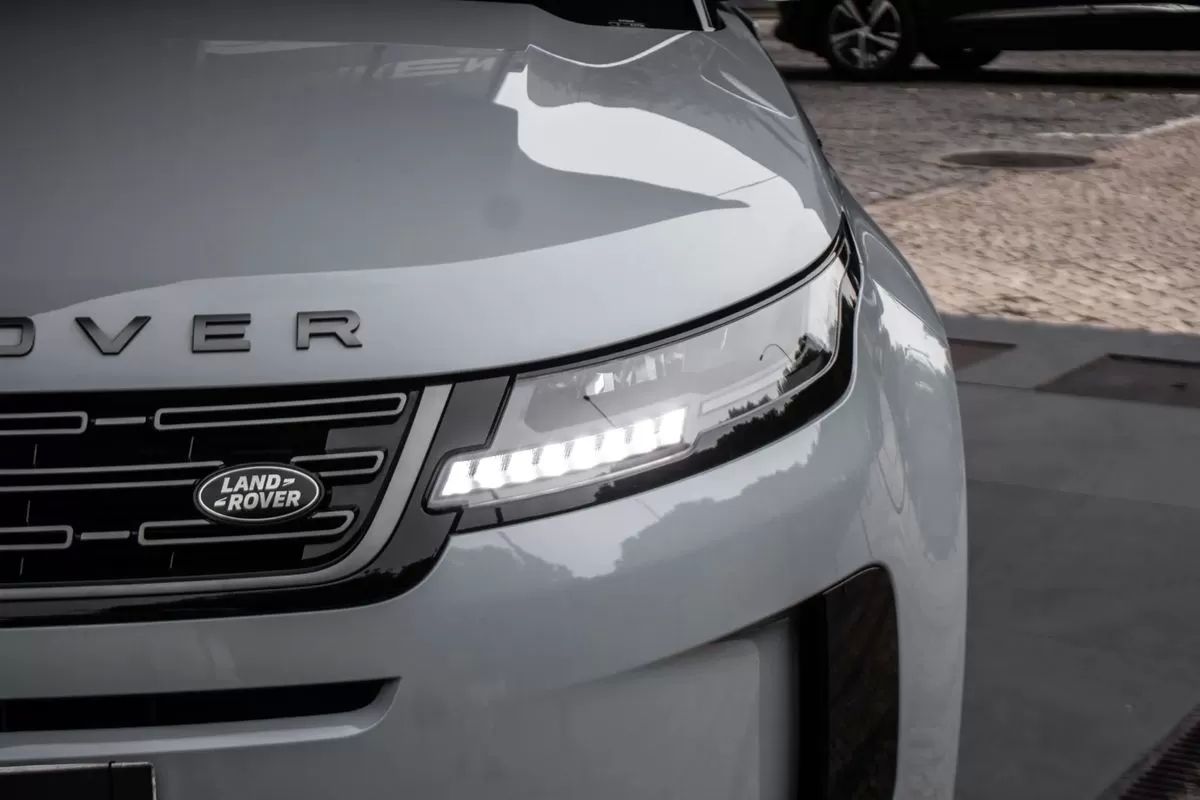land-rover-range-rover-evoque-2025-hibrido-1498cc