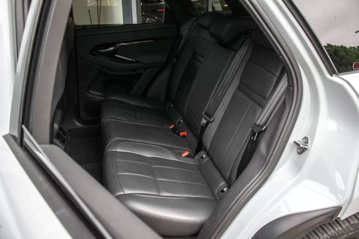 land-rover-range-rover-evoque-2025-hibrido-1498cc