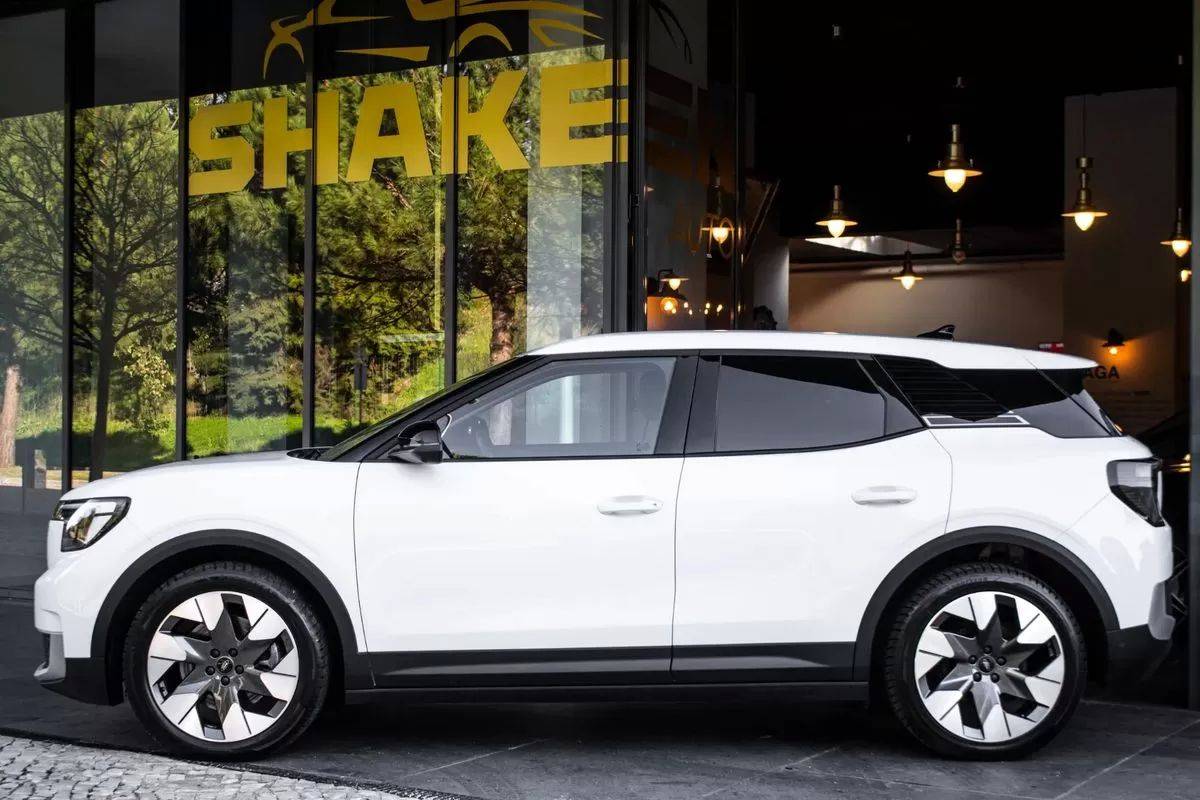 ford-explorer-2024-eletrico-0cc