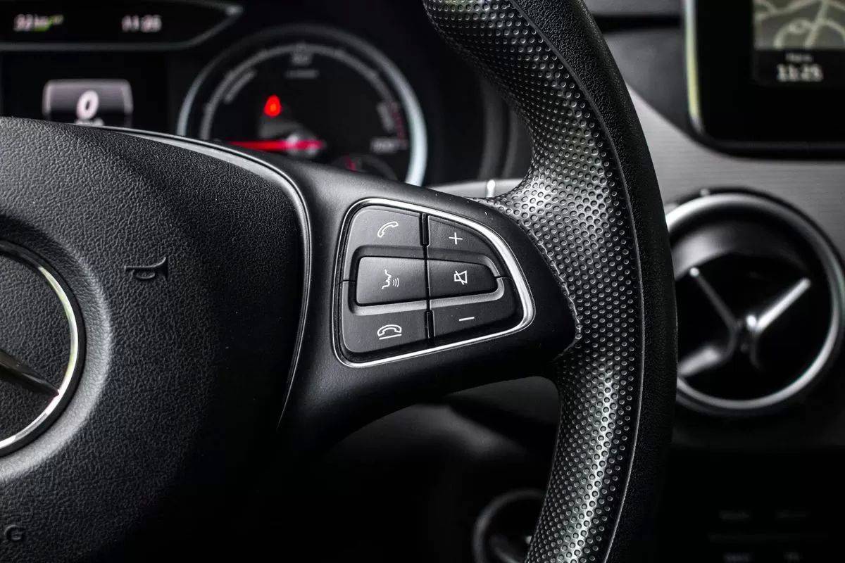 mercedes-benz-classe-b-2017-eletrico-200cc