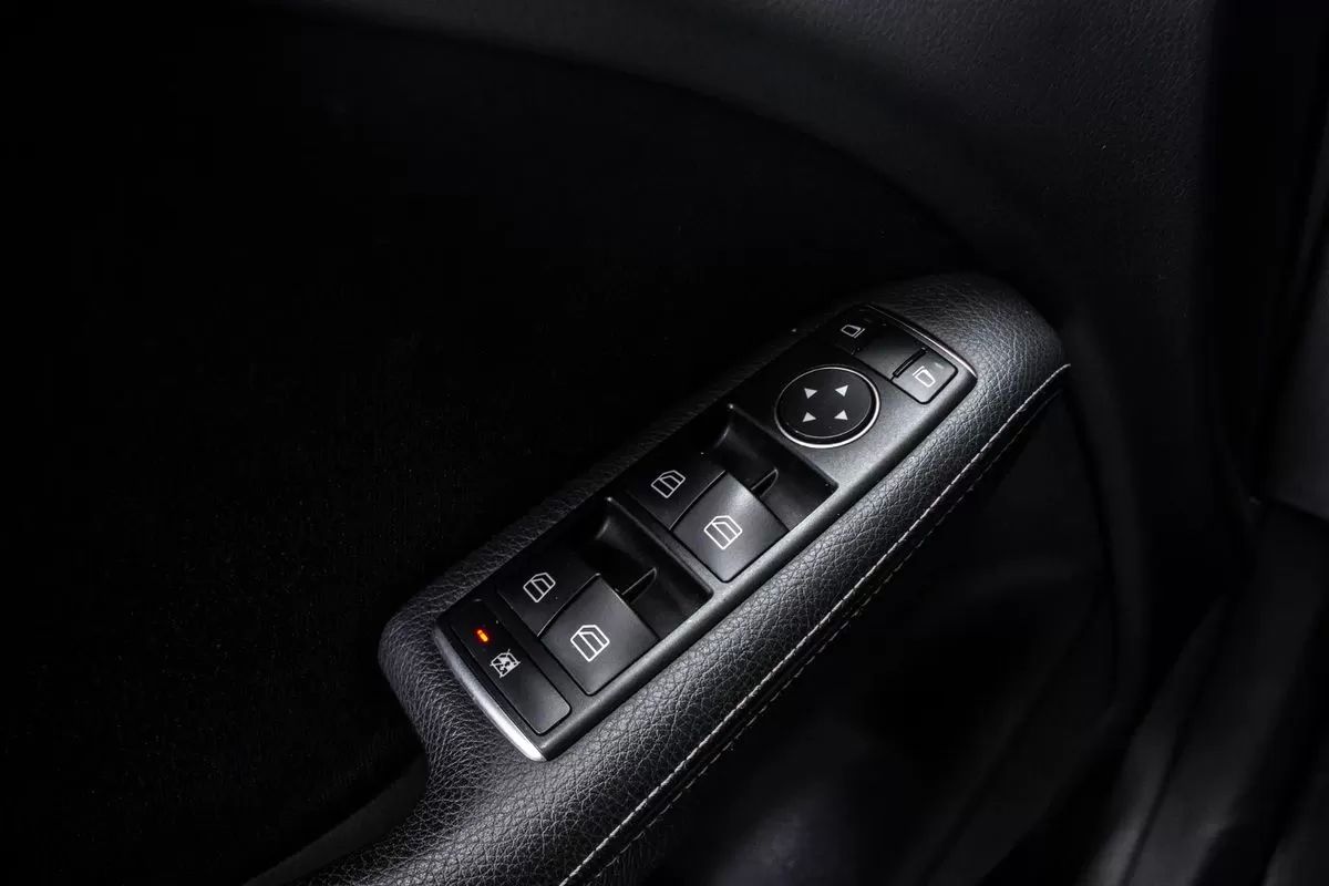 mercedes-benz-classe-b-2017-eletrico-200cc