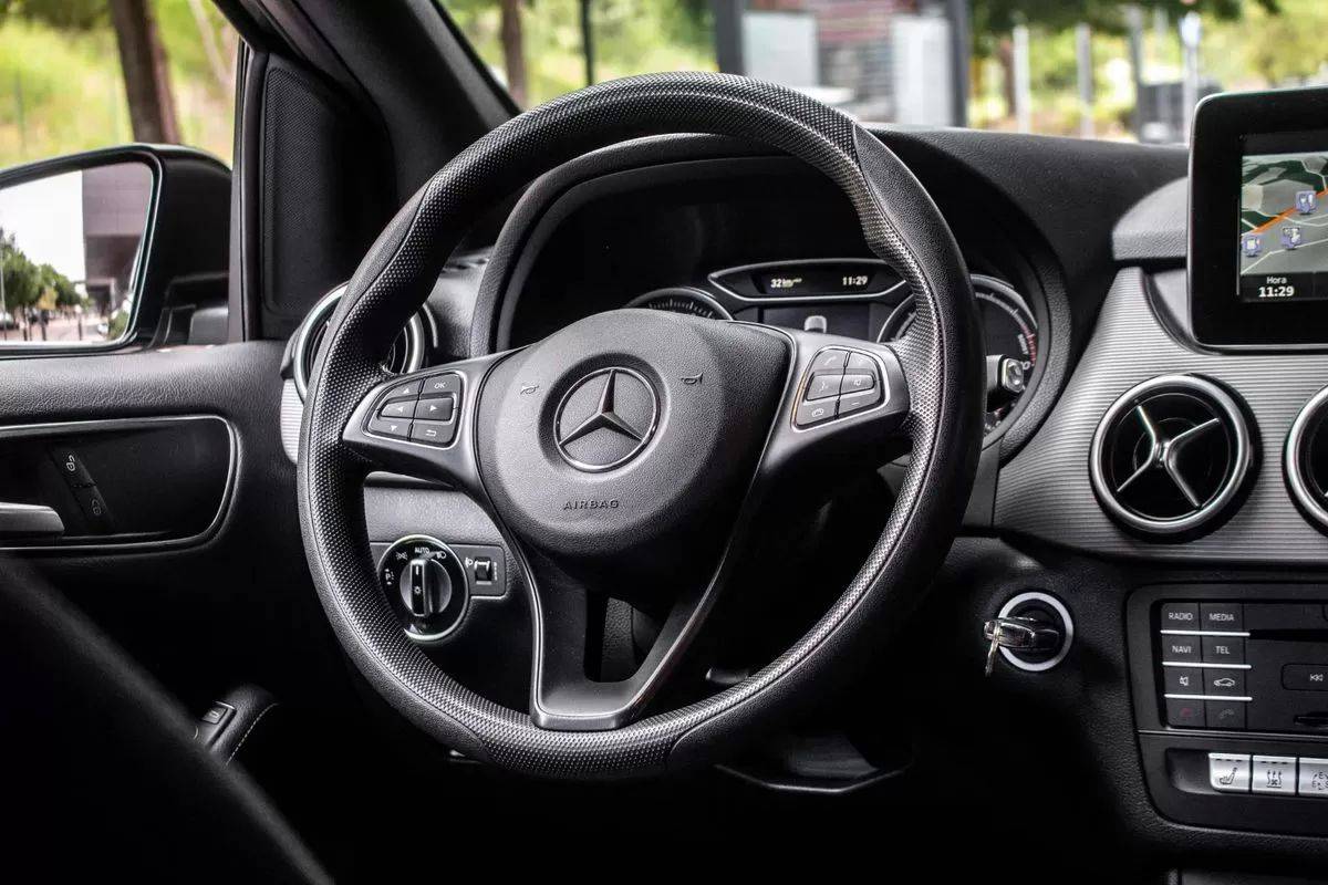 mercedes-benz-classe-b-2017-eletrico-200cc