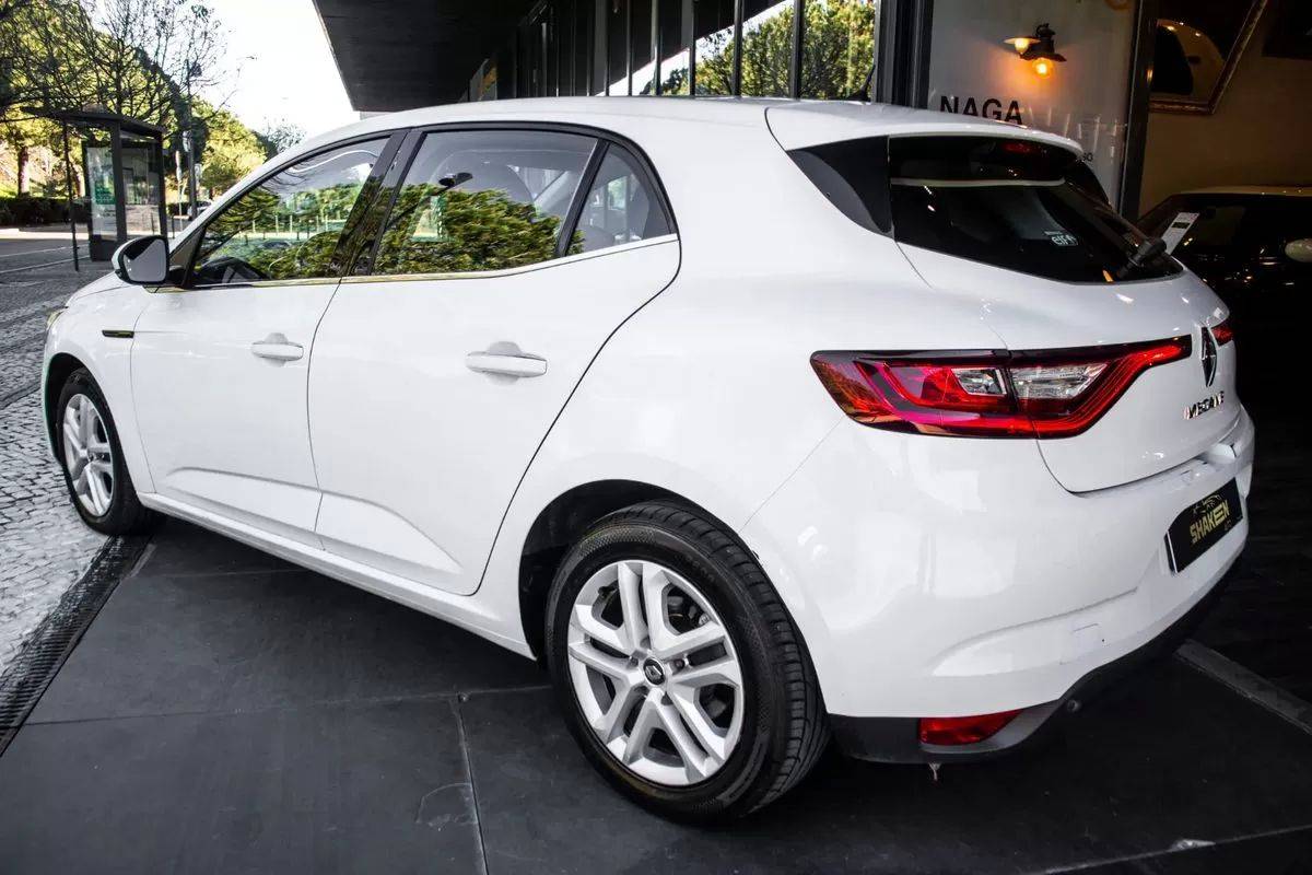renault-megane-2019-diesel-1461cc