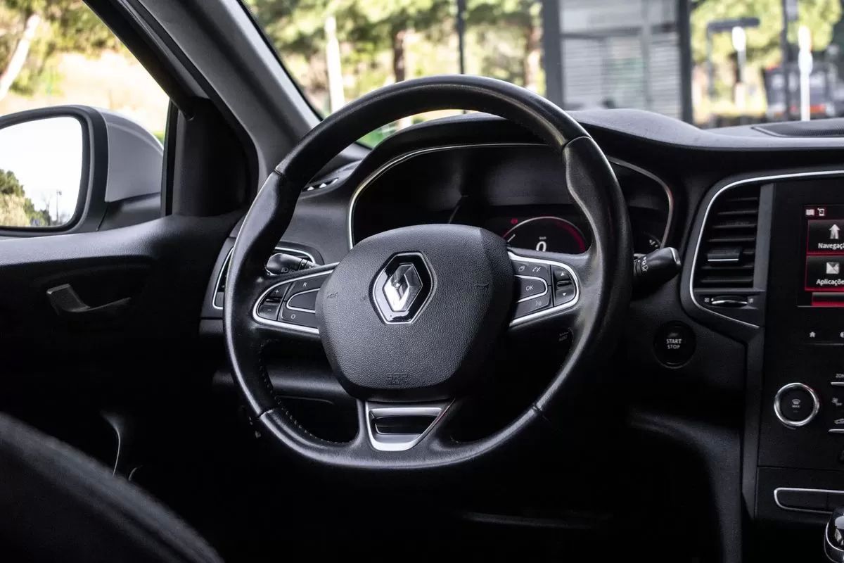 renault-megane-2019-diesel-1461cc