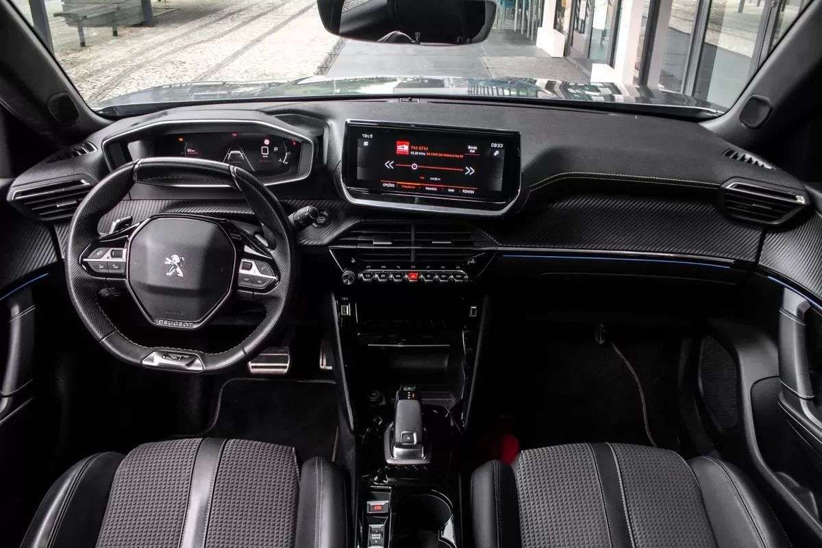 peugeot-2008-2021-diesel-1499cc