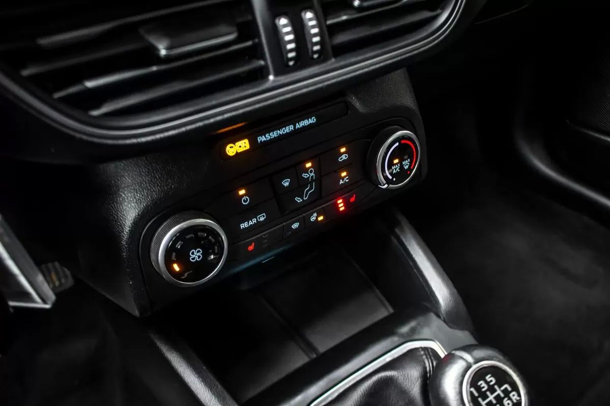 ford-focus-sw-2023-gasolina-998cc