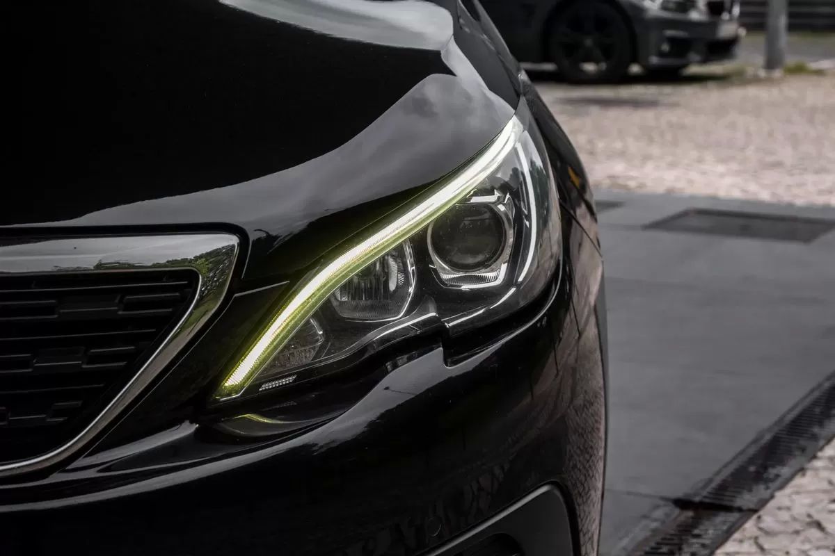 peugeot-308-sw-2019-diesel-1499cc