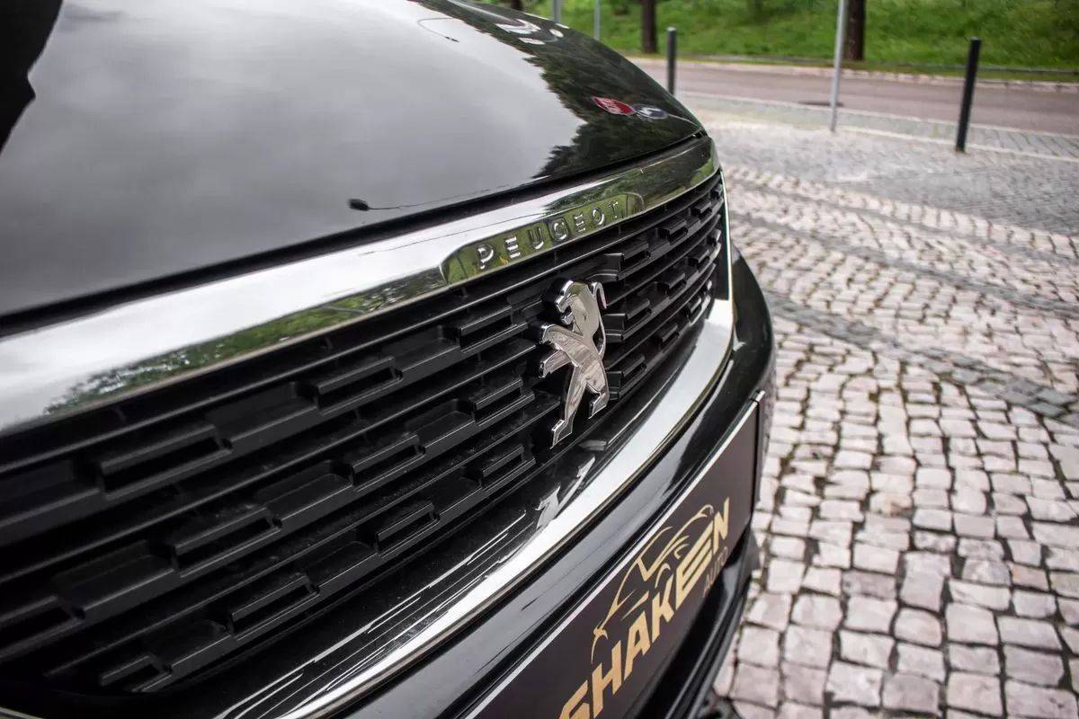 peugeot-308-sw-2019-diesel-1499cc