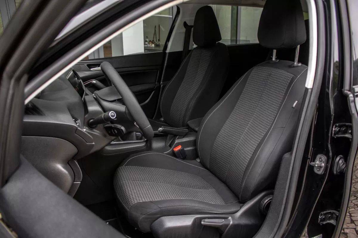 peugeot-308-sw-2019-diesel-1499cc
