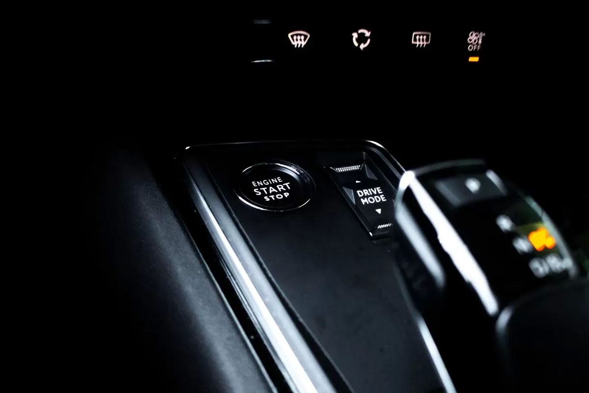 peugeot-508-sw-2022-hibrido-1598cc
