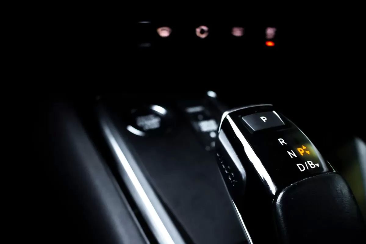 peugeot-508-sw-2022-hibrido-1598cc
