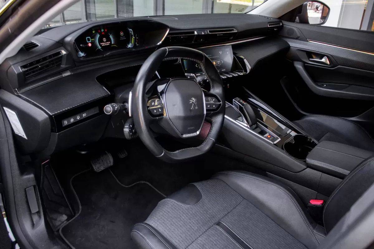 peugeot-508-sw-2022-hibrido-1598cc