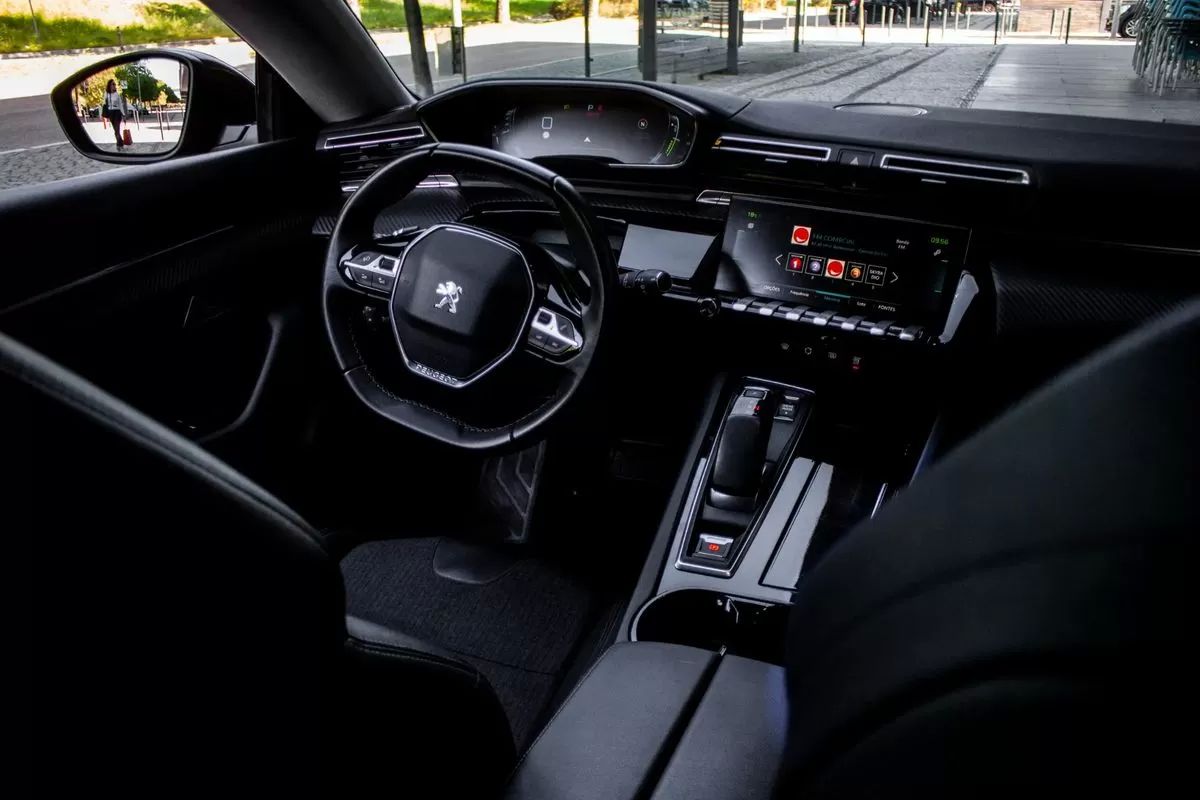 peugeot-508-sw-2022-hibrido-1598cc