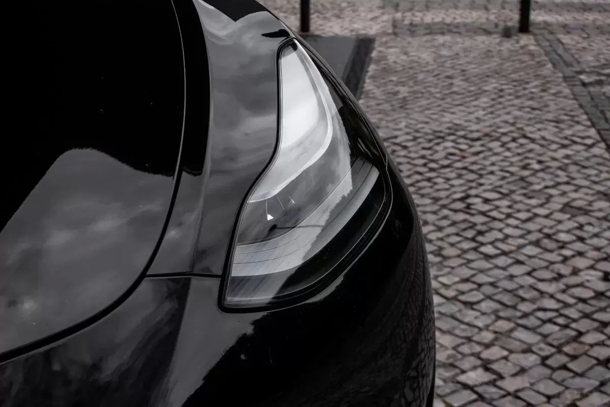 tesla-model-y-2022-eletrico-0cc