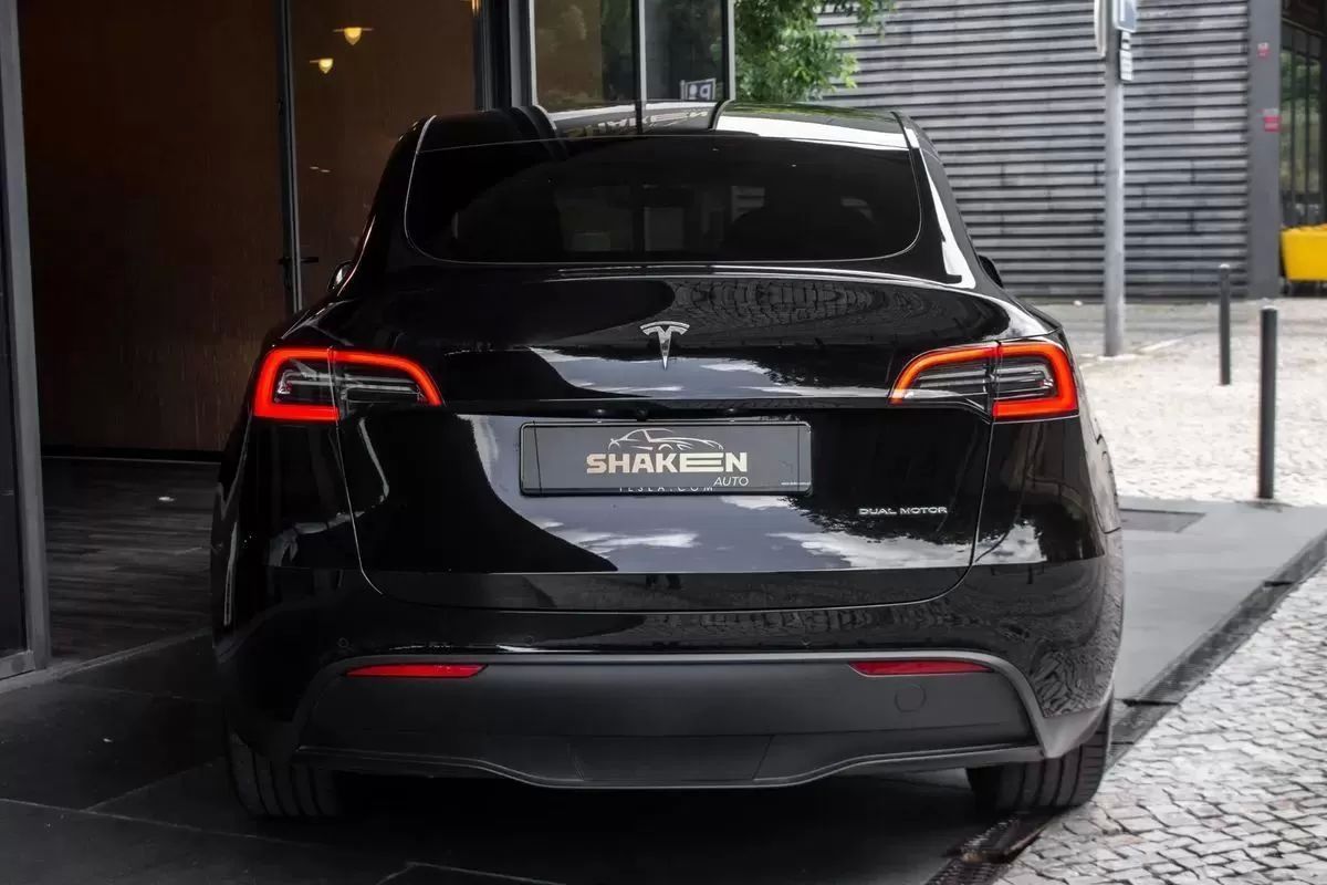 tesla-model-y-2022-eletrico-0cc