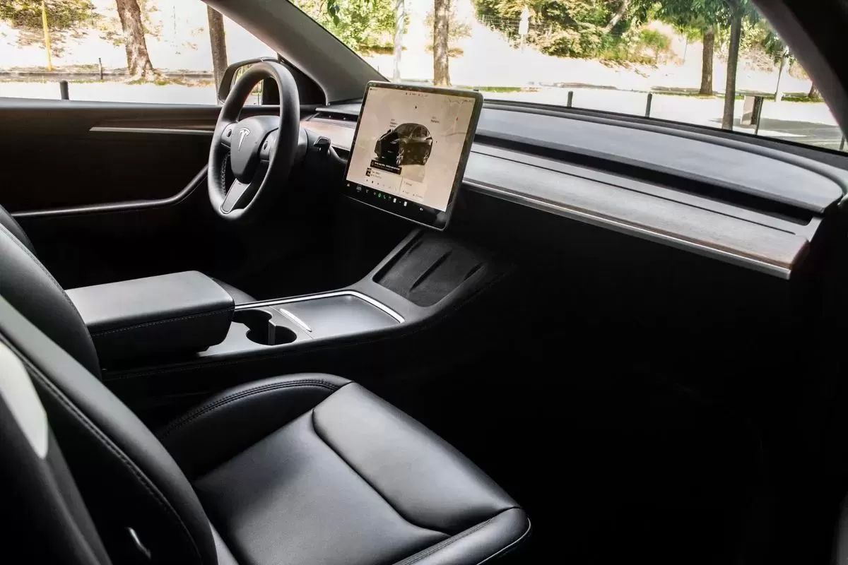 tesla-model-y-2022-eletrico-0cc