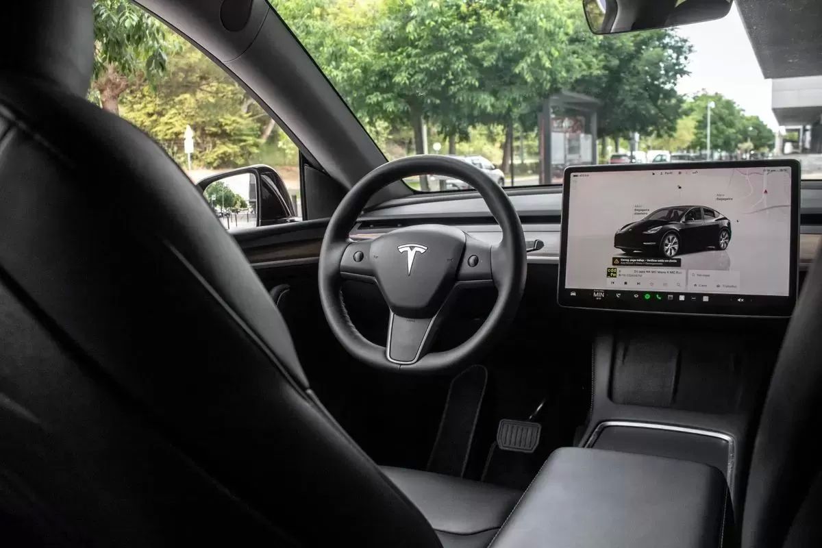 tesla-model-y-2022-eletrico-0cc