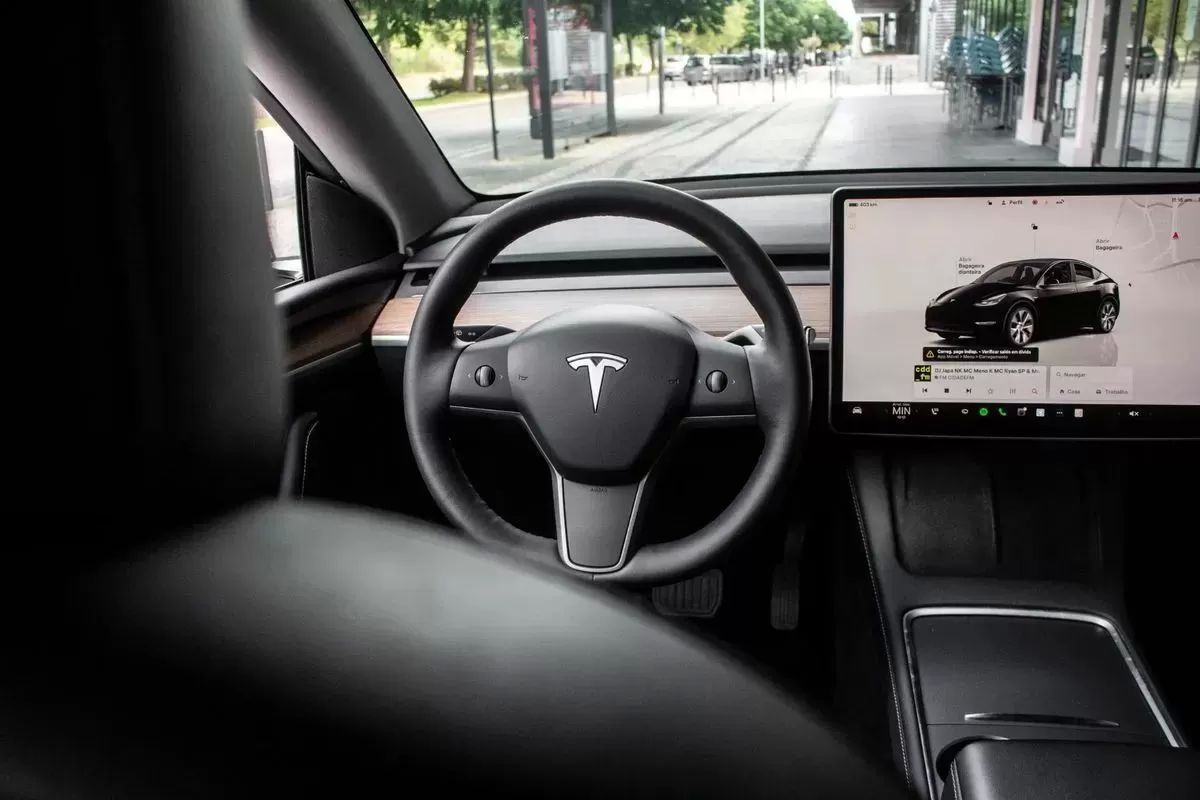tesla-model-y-2022-eletrico-0cc