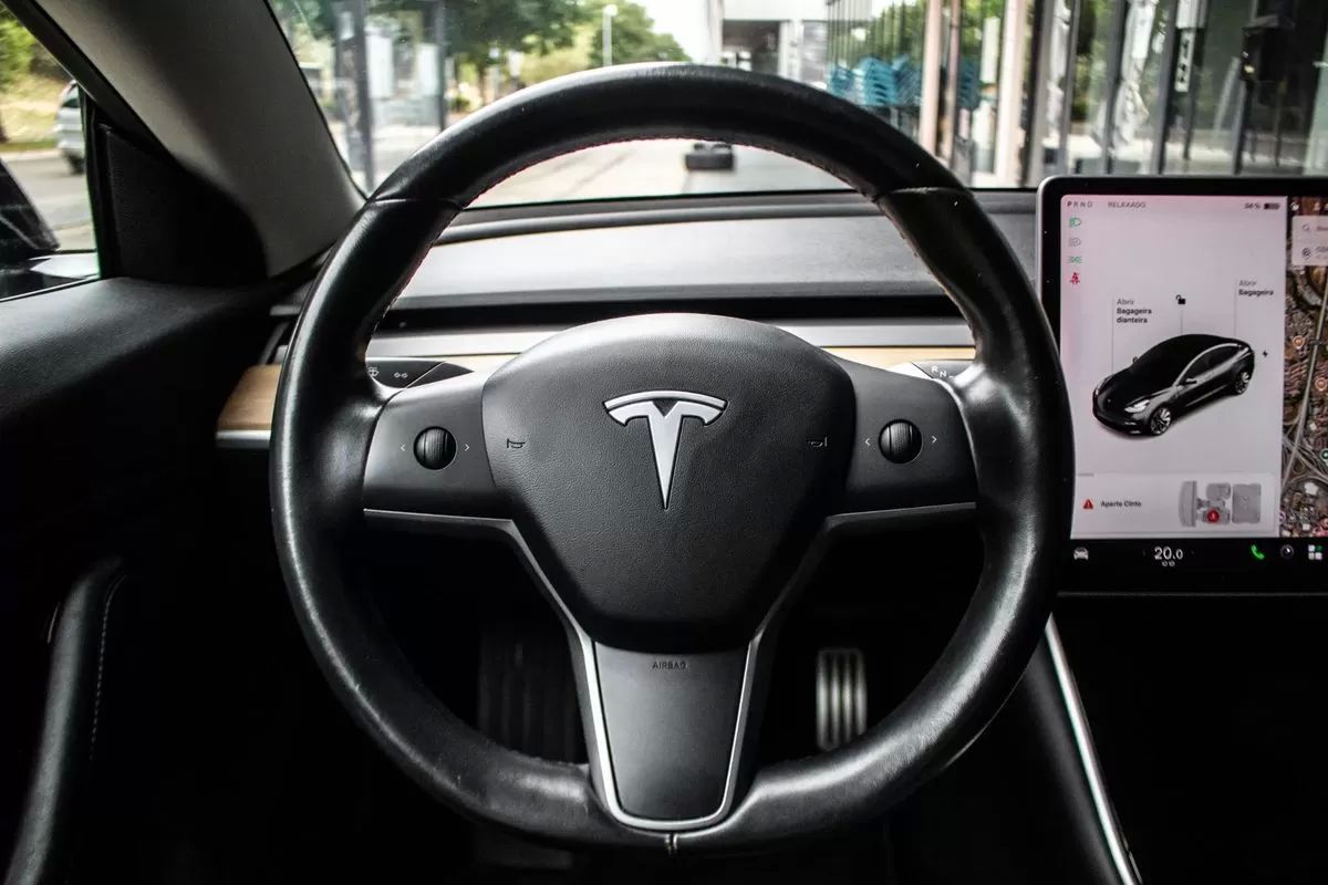 tesla-model-3-2019-eletrico-0cc