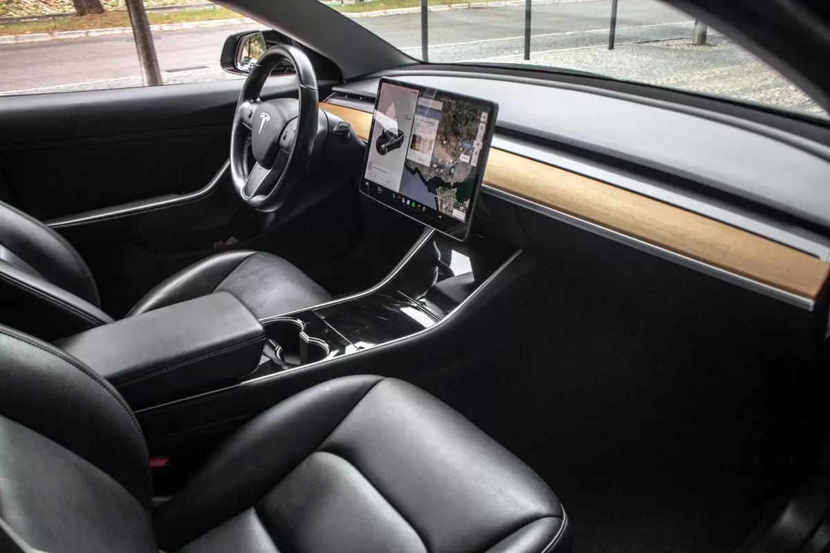 tesla-model-3-2019-eletrico-0cc