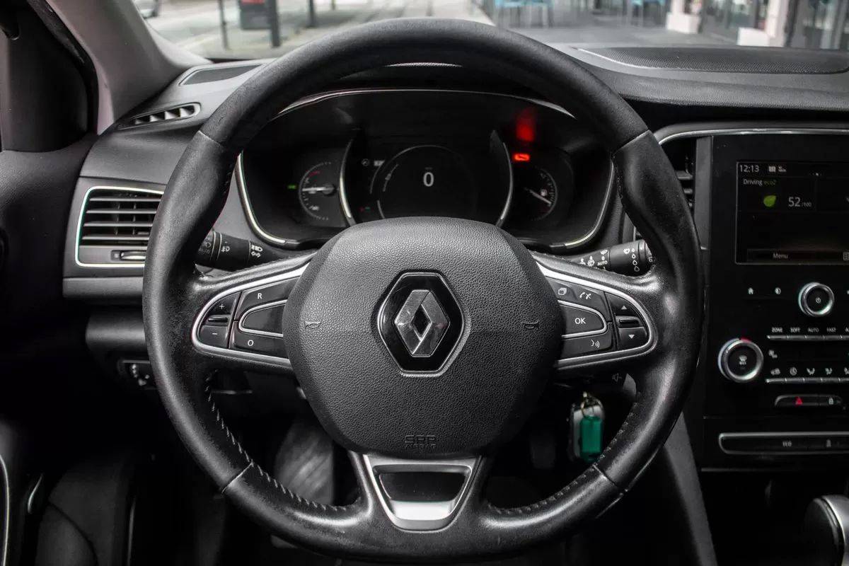 renault-megane-sport-tourer-2018-diesel-1461cc