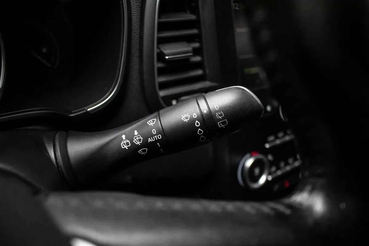 renault-megane-sport-tourer-2018-diesel-1461cc