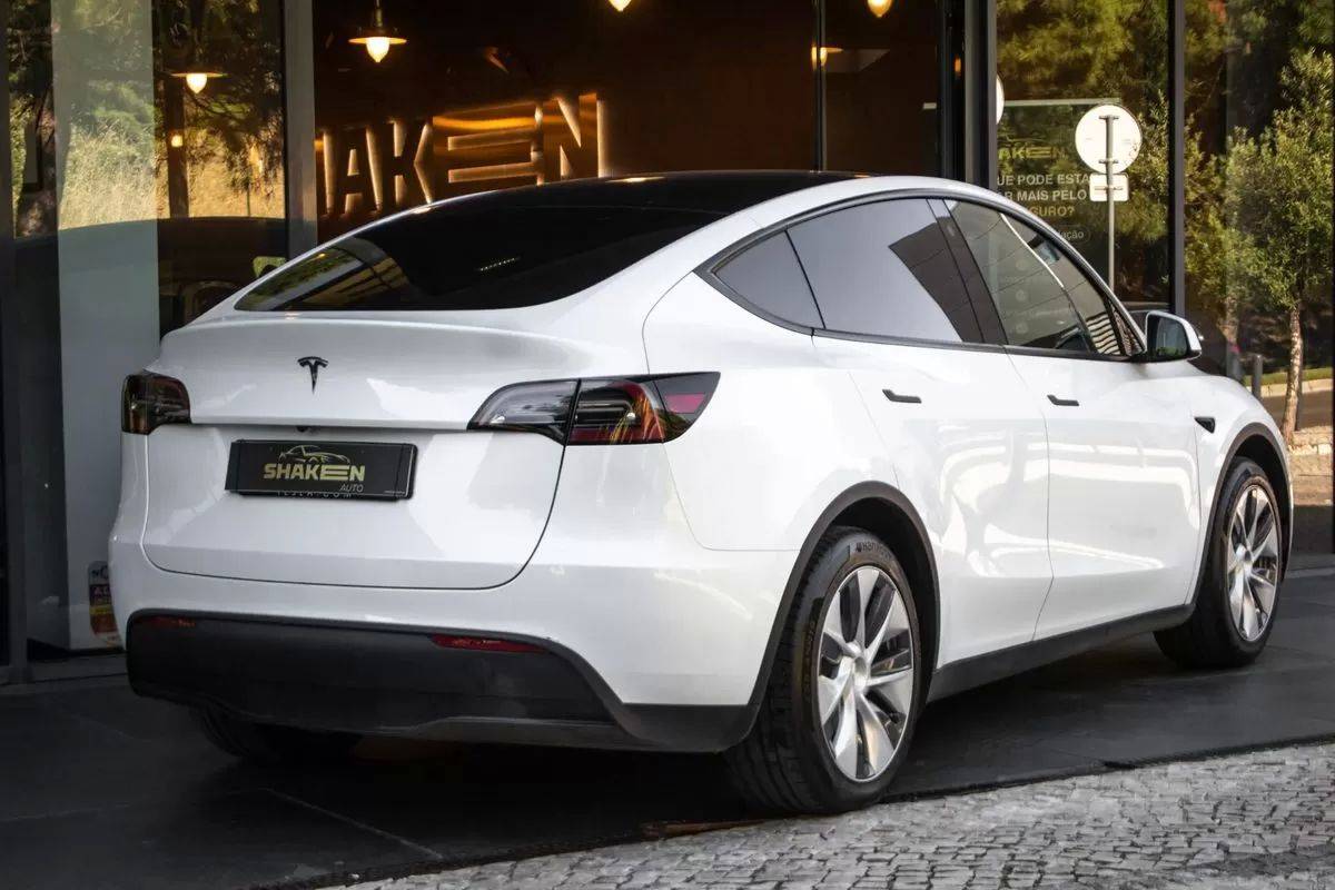 tesla-model-y-2023-eletrico-0cc
