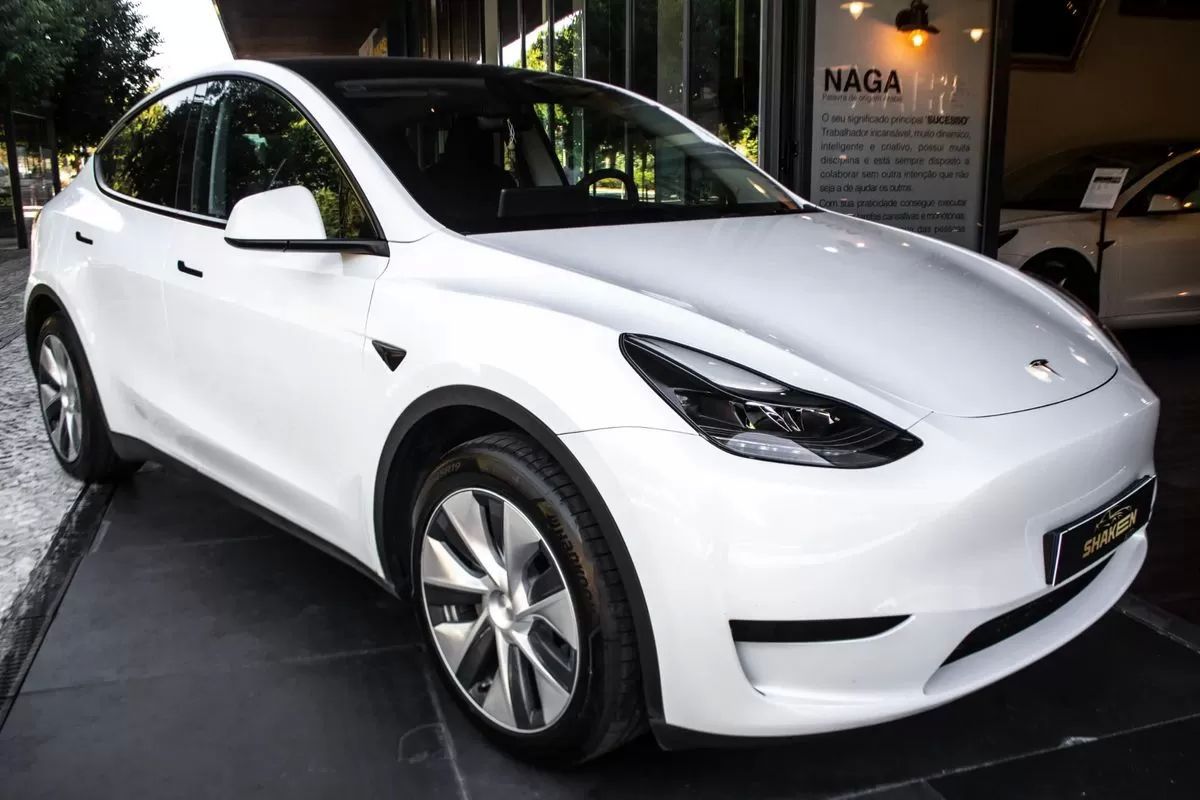 tesla-model-y-2023-eletrico-0cc